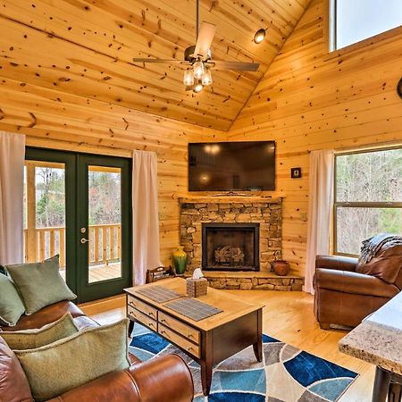 Cozy Mtn Cabin Spacious Deck And Forest Views! マーフィ エクステリア 写真