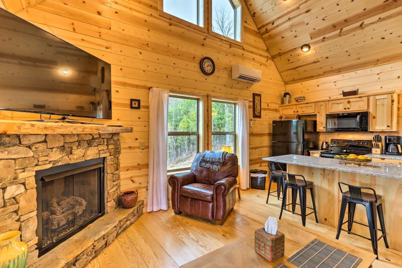Cozy Mtn Cabin Spacious Deck And Forest Views! マーフィ エクステリア 写真