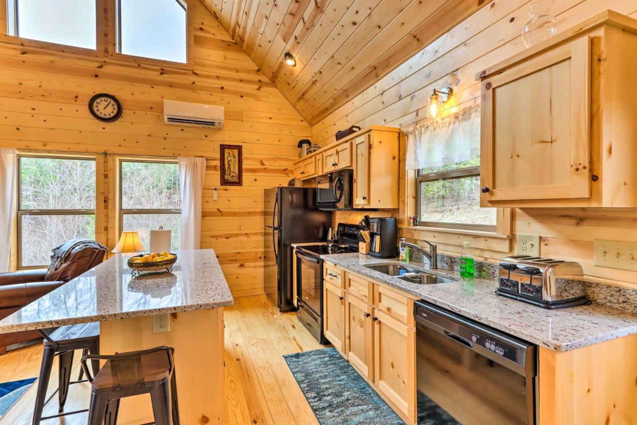 Cozy Mtn Cabin Spacious Deck And Forest Views! マーフィ エクステリア 写真