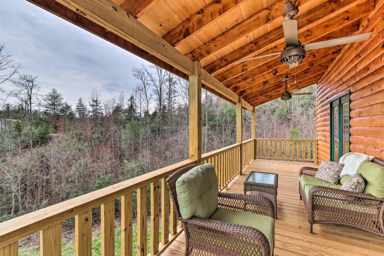 Cozy Mtn Cabin Spacious Deck And Forest Views! マーフィ エクステリア 写真